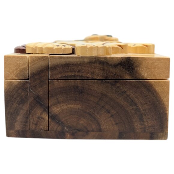 Carver Dans Wood Bulldog Puzzle Trinket Box Brown Hand Carved Hidden Stash Box - Picture 7 of 14